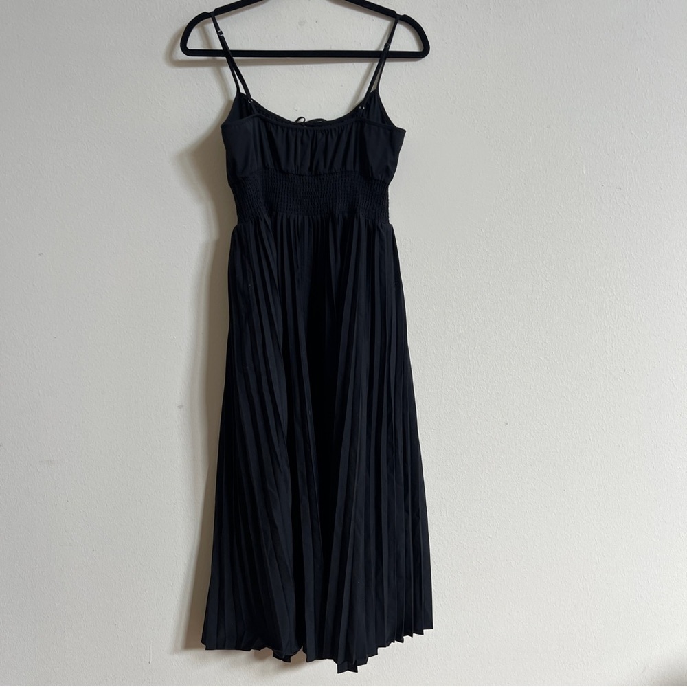 J Crew Smocked Waist Pleated Dress - Picture 6 of 6